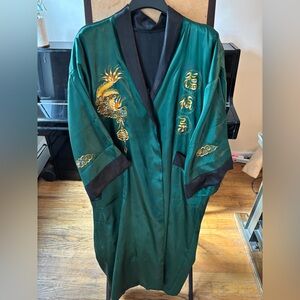 Stunning Reversible Satin Embroidered Unisex Robe (Green/Black) - Kimono Duster